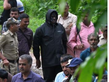 ലൈംഗിക പീഡനത്തിന് ഇരയായി കൊല്ലപ്പെട്ട ഒട്ടേറെ പെണ്‍കുട്ടികളെ കുഴിച്ചുമൂടിയെന്ന വെളിപ്പെടുത്തല്‍ വ്യാജമോ?