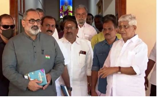 നിയമഭേദ ഭേദഗതി കൊണ്ടുവന്ന് ശബരിമലയിലെ പ്രശ്‌നം അവസാനിപ്പിച്ചുകൂടെയെന്ന് ബിജെപിയോട് എൻ എസ് എസ്